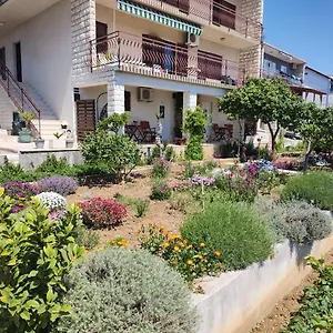 Tomas Apartament
